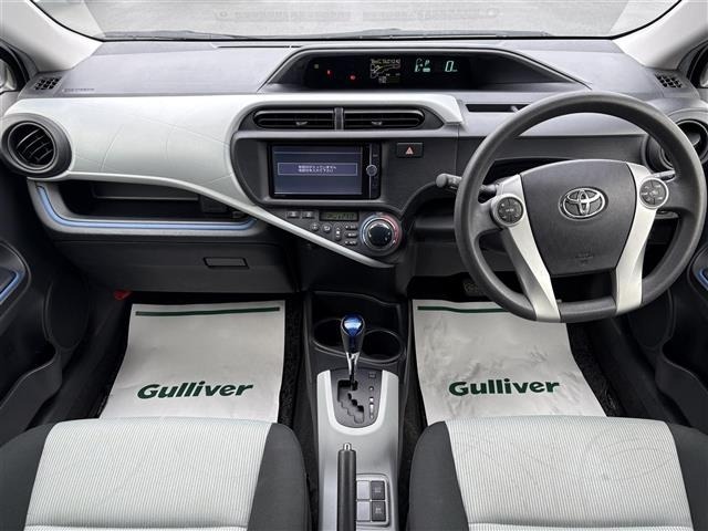 Toyota AQUA 2013 8357870-14