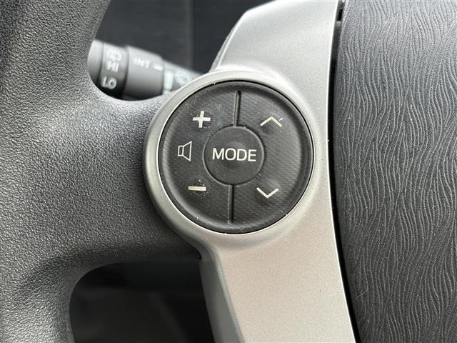 Toyota AQUA 2013 8357870-16