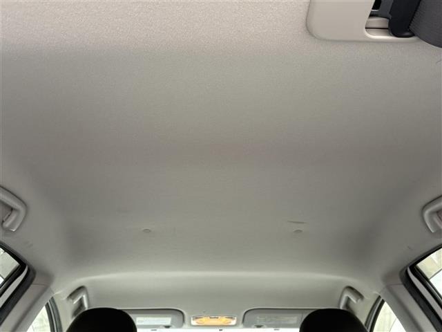 Toyota AQUA 2013 8357870-9