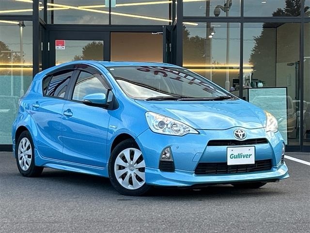 Toyota AQUA 2013 8357872-0
