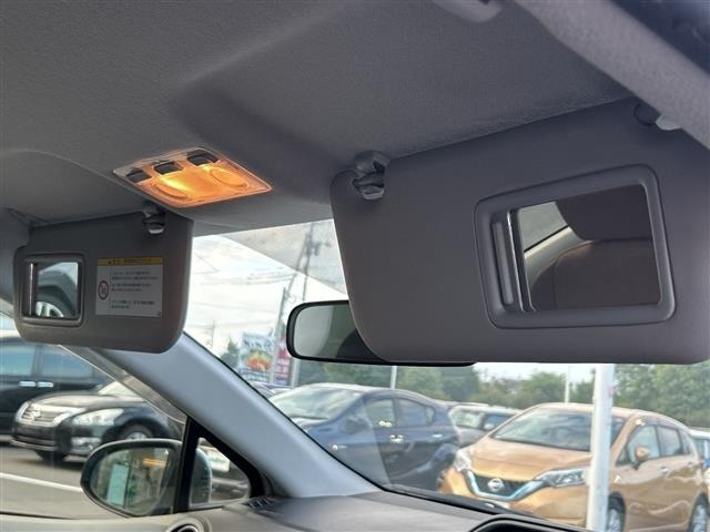 Toyota AQUA 2013 8357872-12
