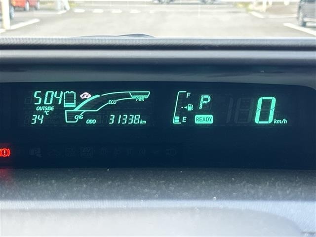 Toyota AQUA 2013 8357872-7