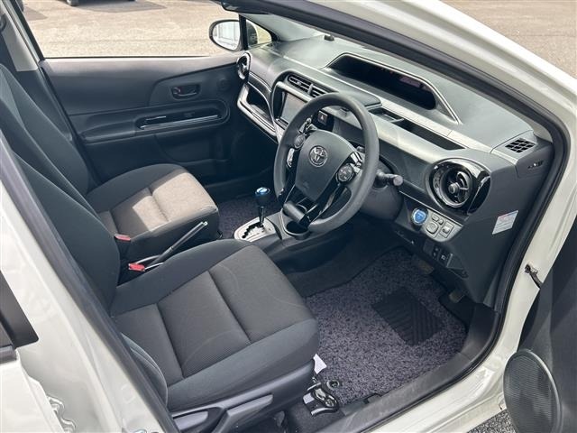 Toyota AQUA 2017 8357873-2