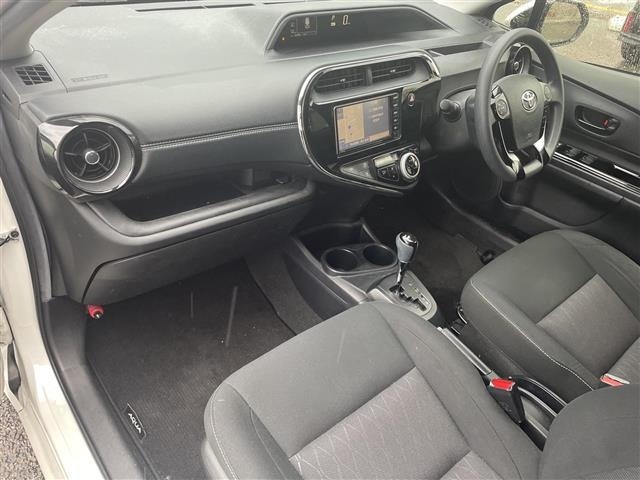 Toyota AQUA 2019 8357874-5