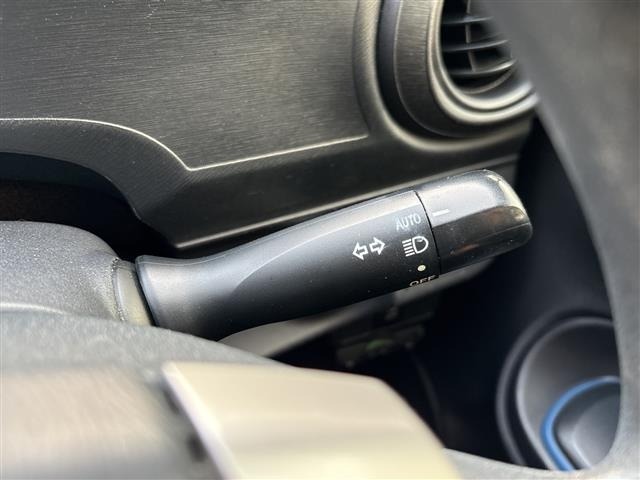 Toyota AQUA 2014 8357876-2