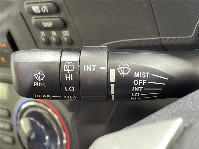 Toyota AQUA 2012 8357877-1