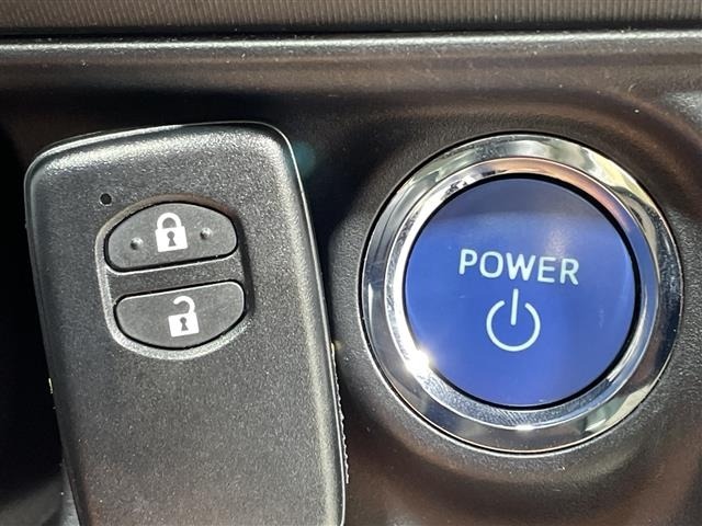 Toyota AQUA 2012 8357877-4