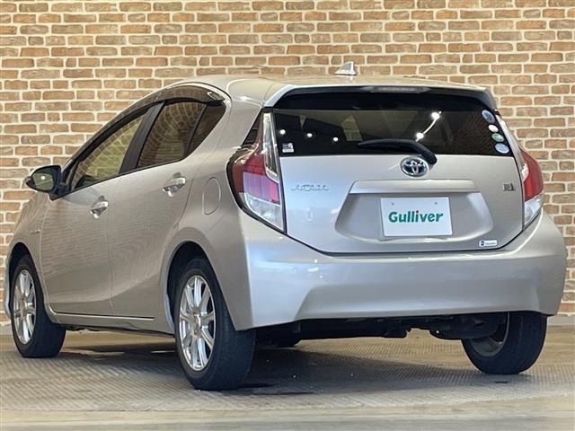 Toyota AQUA 2015 8357879-2