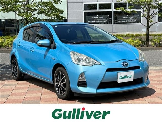 Toyota AQUA 2013 8357880-0