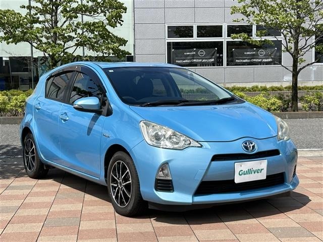 Toyota AQUA 2013 8357880-6