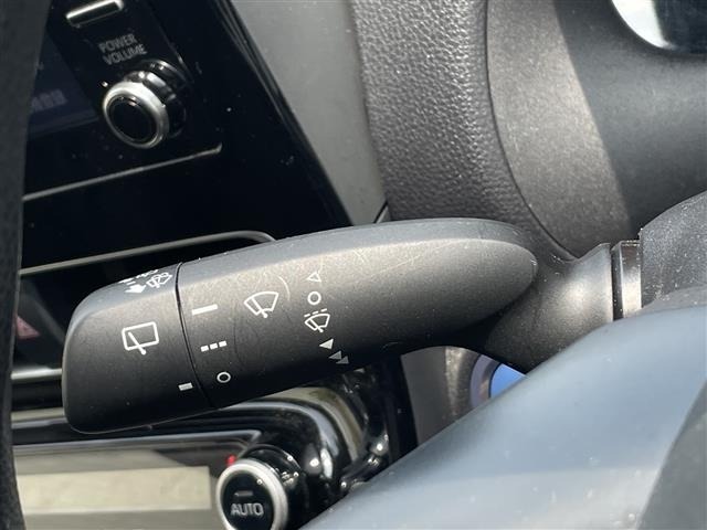 Toyota AQUA 2022 8357884-1