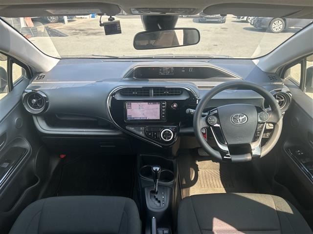Toyota AQUA 2019 8357887-14