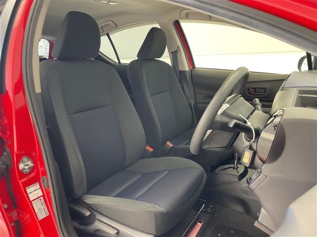 Toyota AQUA 2015 8357888-18