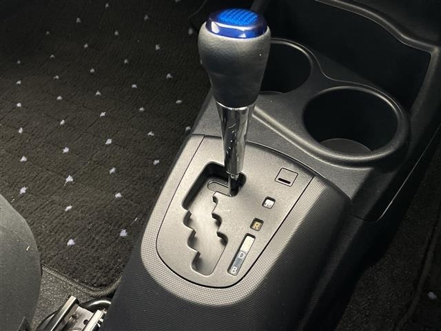 Toyota AQUA 2015 8357888-7