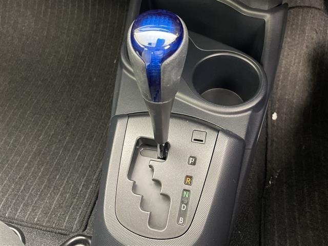 Toyota AQUA 2021 8357889-6