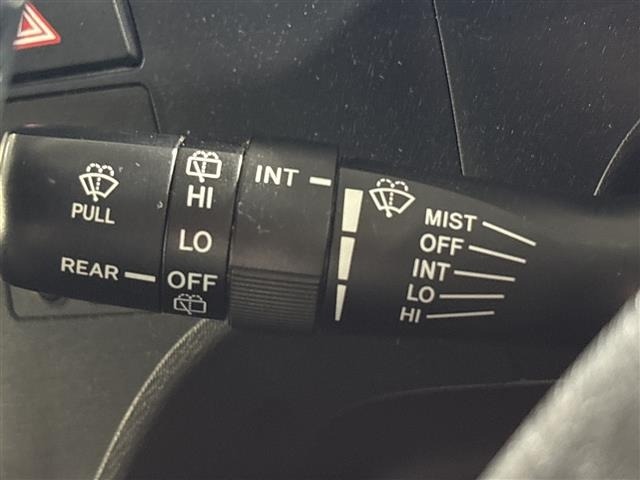 Toyota AQUA 2014 8357890-13
