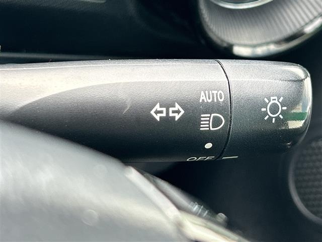 Toyota AQUA 2019 8357891-6