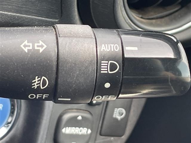 Toyota AQUA 2012 8357892-20