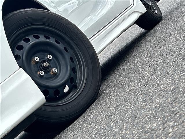 Toyota AQUA 2013 8357893-1