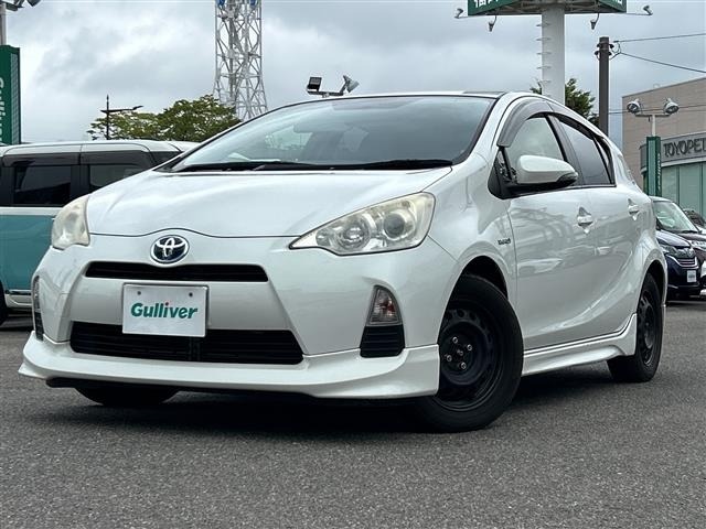 Toyota AQUA 2013 8357893-15