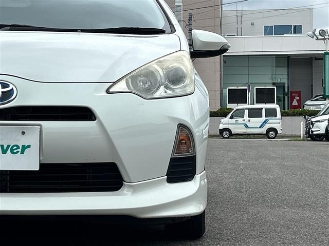 Toyota AQUA 2013 8357893-5