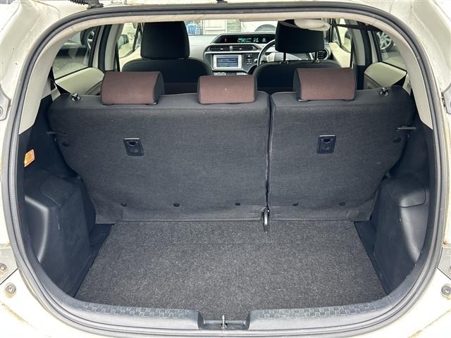 Toyota AQUA 2013 8357893-7