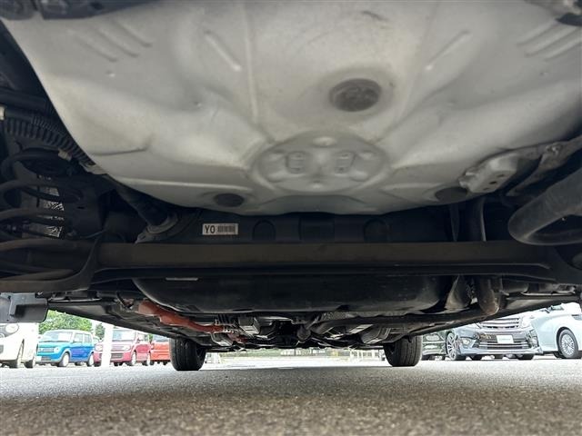 Toyota AQUA 2012 8357894-13