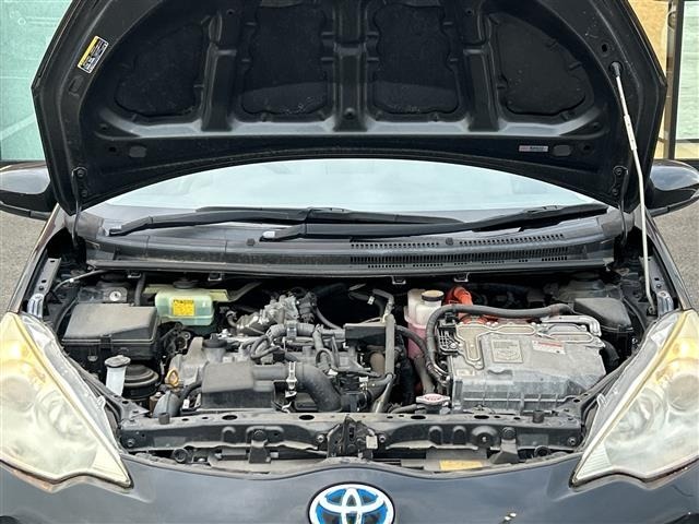 Toyota AQUA 2012 8357894-14
