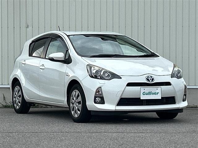 Toyota AQUA 2014 8357898-0