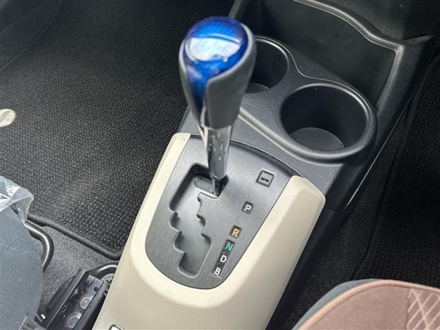 Toyota AQUA 2014 8357898-19