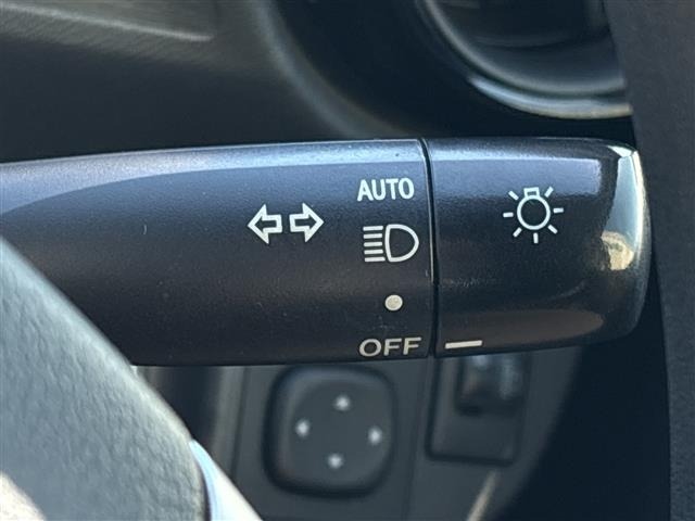 Toyota AQUA 2015 8357899-10