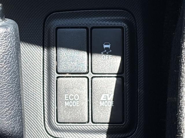 Toyota AQUA 2015 8357899-20