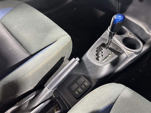 Toyota AQUA 2017 8357902-10