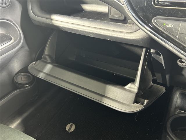 Toyota AQUA 2017 8357902-11