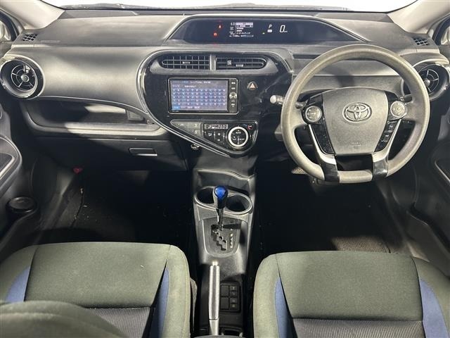 Toyota AQUA 2017 8357902-16
