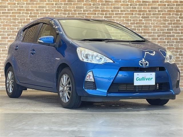 Toyota AQUA 2013 8357903-0