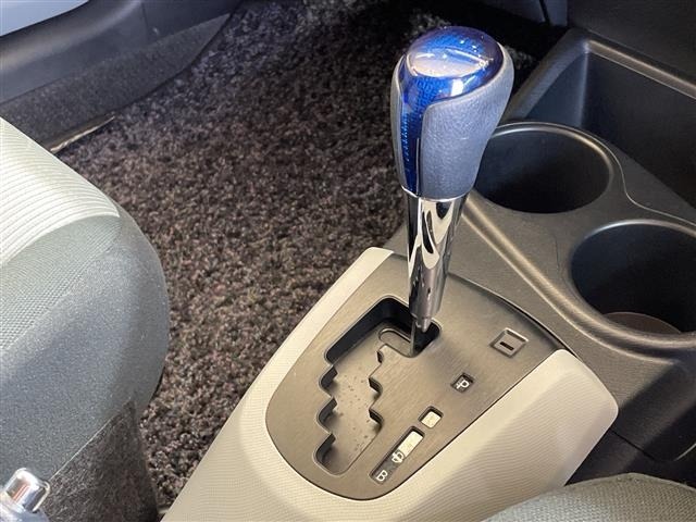 Toyota AQUA 2013 8357903-19