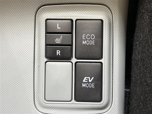 Toyota AQUA 2013 8357903-21