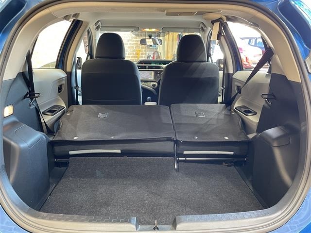 Toyota AQUA 2013 8357903-22