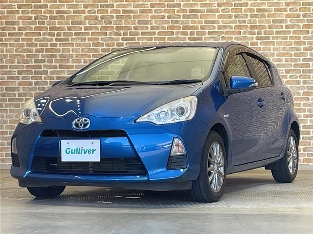 Toyota AQUA 2013 8357903-4