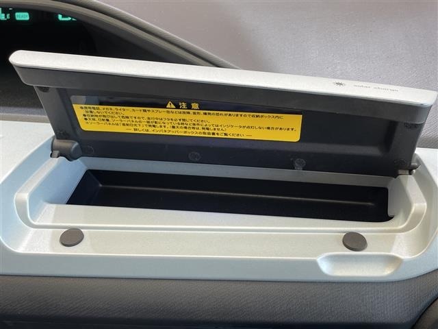 Toyota AQUA 2013 8357903-5