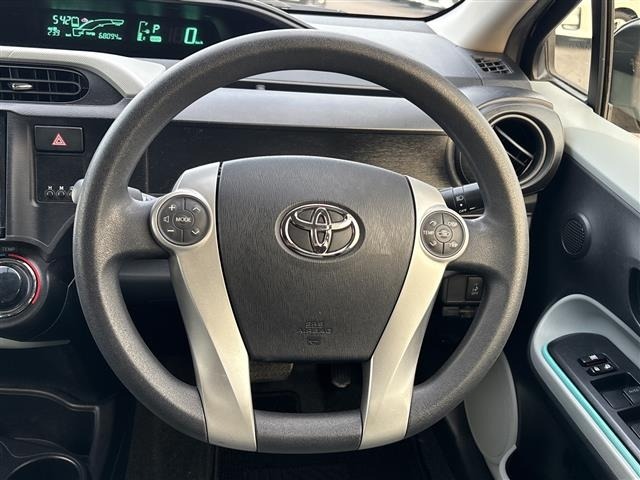 Toyota AQUA 2012 8357905-10