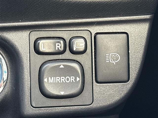 Toyota AQUA 2012 8357905-21