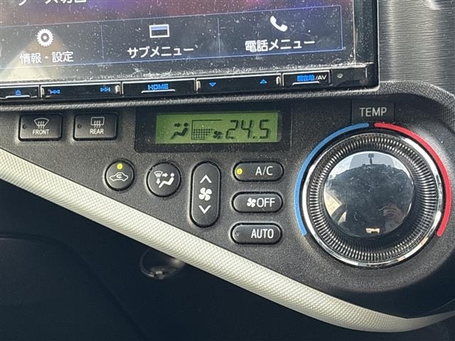 Toyota AQUA 2012 8357905-8