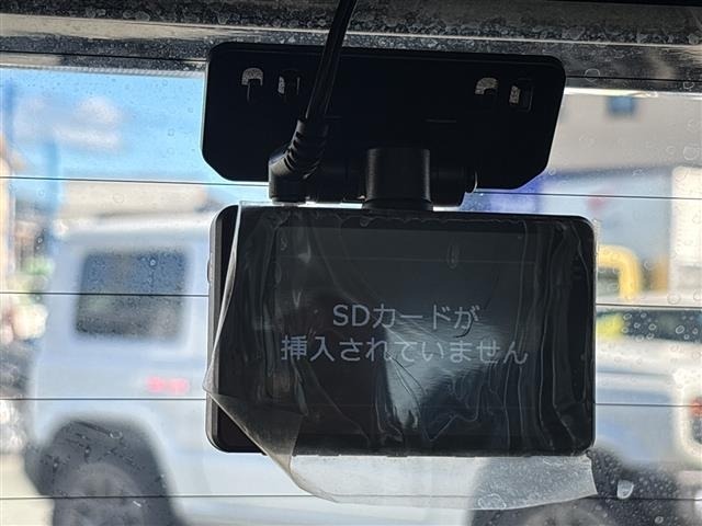 Toyota AQUA 2017 8357910-18
