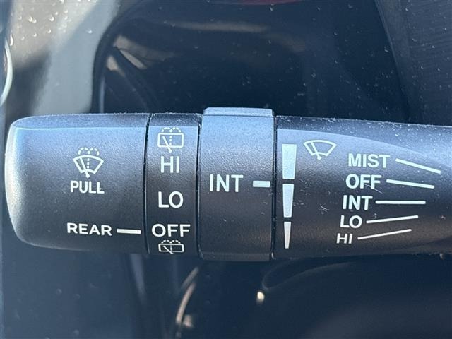 Toyota AQUA 2017 8357910-7