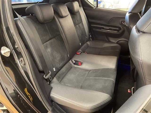 Toyota AQUA 2018 8357911-11