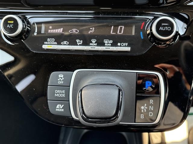 Toyota AQUA 2021 8357912-12