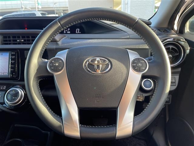 Toyota AQUA 2015 8357915-1