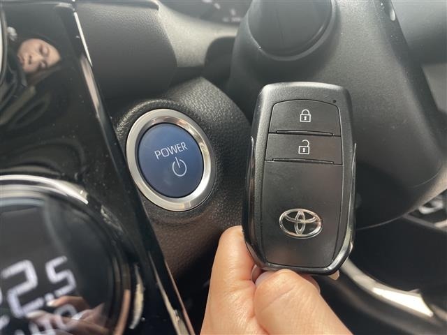 Toyota AQUA 2021 8357917-7